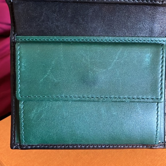 Vintage Gucci wallet! - Picture 6 of 16